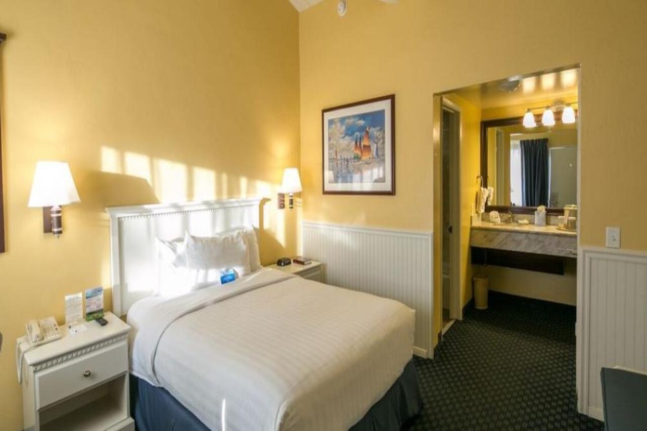 Monterey Bay Lodge Zewnętrze zdjęcie